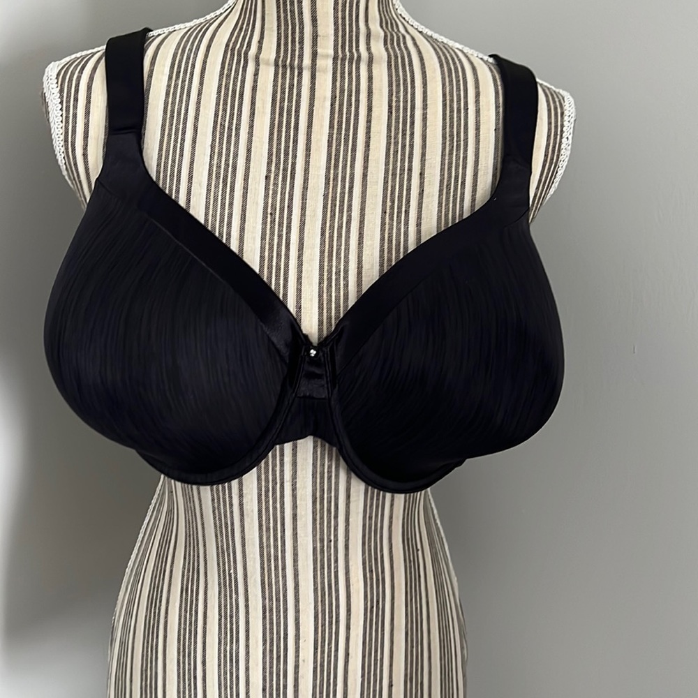 Vanity Fair 44D Black Bra